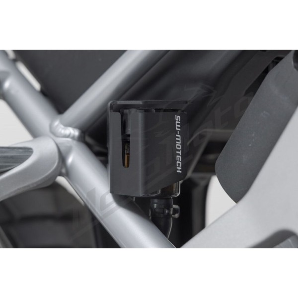 SW-MOTECH Brake Reservoir Guard Triumph Tiger 1200 22-24