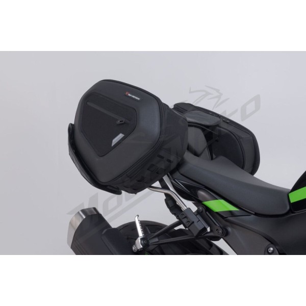 SW-MOTECH PRO BLAZE H Saddlebag Set with EDGE Protection & Heat Guard Kawasaki ZX-4 / ZX-6 400-636 23-25