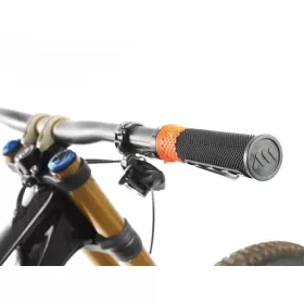 ALL MOUNTAIN STYLE Grips