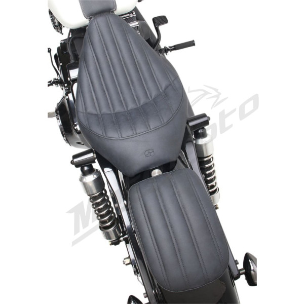 SADDLEMEN Knuckle Pleated Detachable Pillion Pad 25.5x18cm