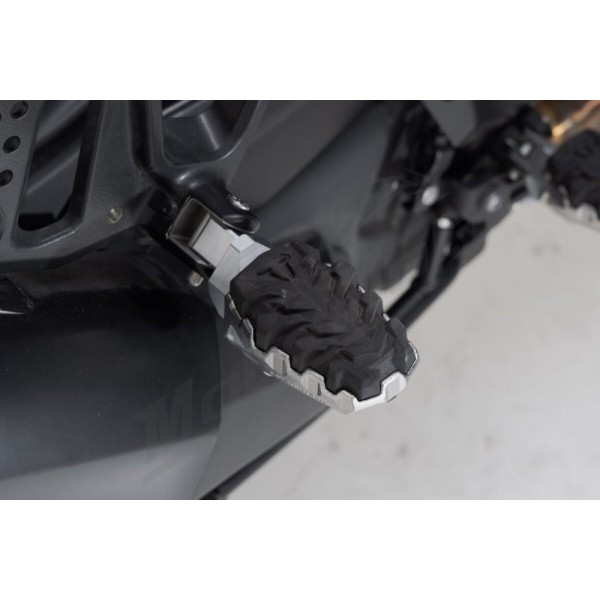 SW-MOTECH Evolution Footrest BMW / Harley Davidson 1250-1300 21-26