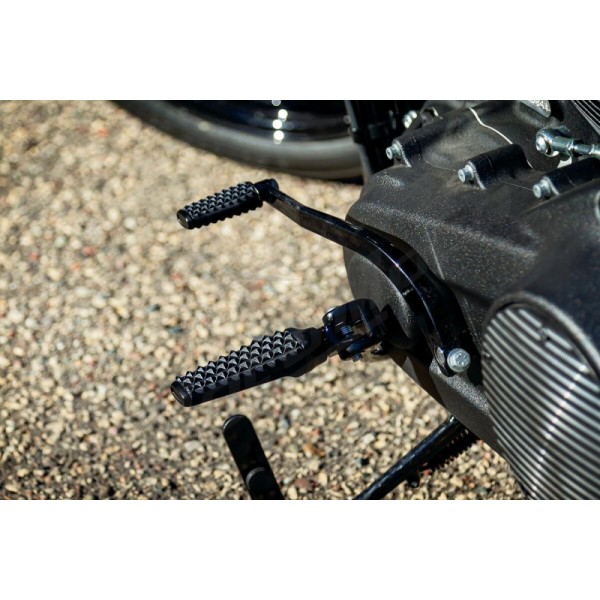 KURYAKYN Thresher Driver Foot Pegs Harely Davidson FLD / FLHR / FLHRC / FLHT / FXS / XR / XLH / XL 500/1977 83-24