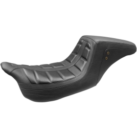 MUSTANG Squareback One-Piece Seat Harley-Davidson FLH / FLHR / FLHRC / FLHRXS / FLHT / FLHTC / FLHTCU / FLHTK / FLHX / FLHXS / FLTR / FLTRX / FLTRU / FLTRK 1584-1923 cc 2008–2025