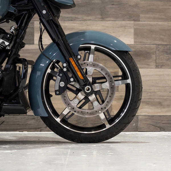 KLOCK WERKS Hugger Series Front Fender Harley Davidson FLHX / FLHXSE / FLHXU 1923-1977cc 23-25