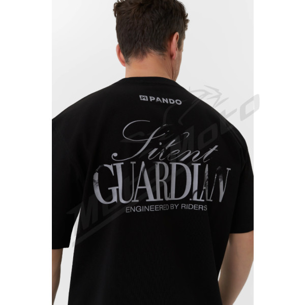 Pando Moto Luke Silent Guardian Oversized T-Shirt Unisex