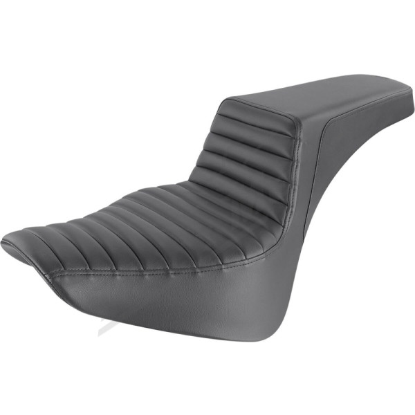 SADDLEMEN Step-Up Tuck-n-Roll Seat Harley Davidson FLDE / FLHC / FLHCS 1750-1868 18-24