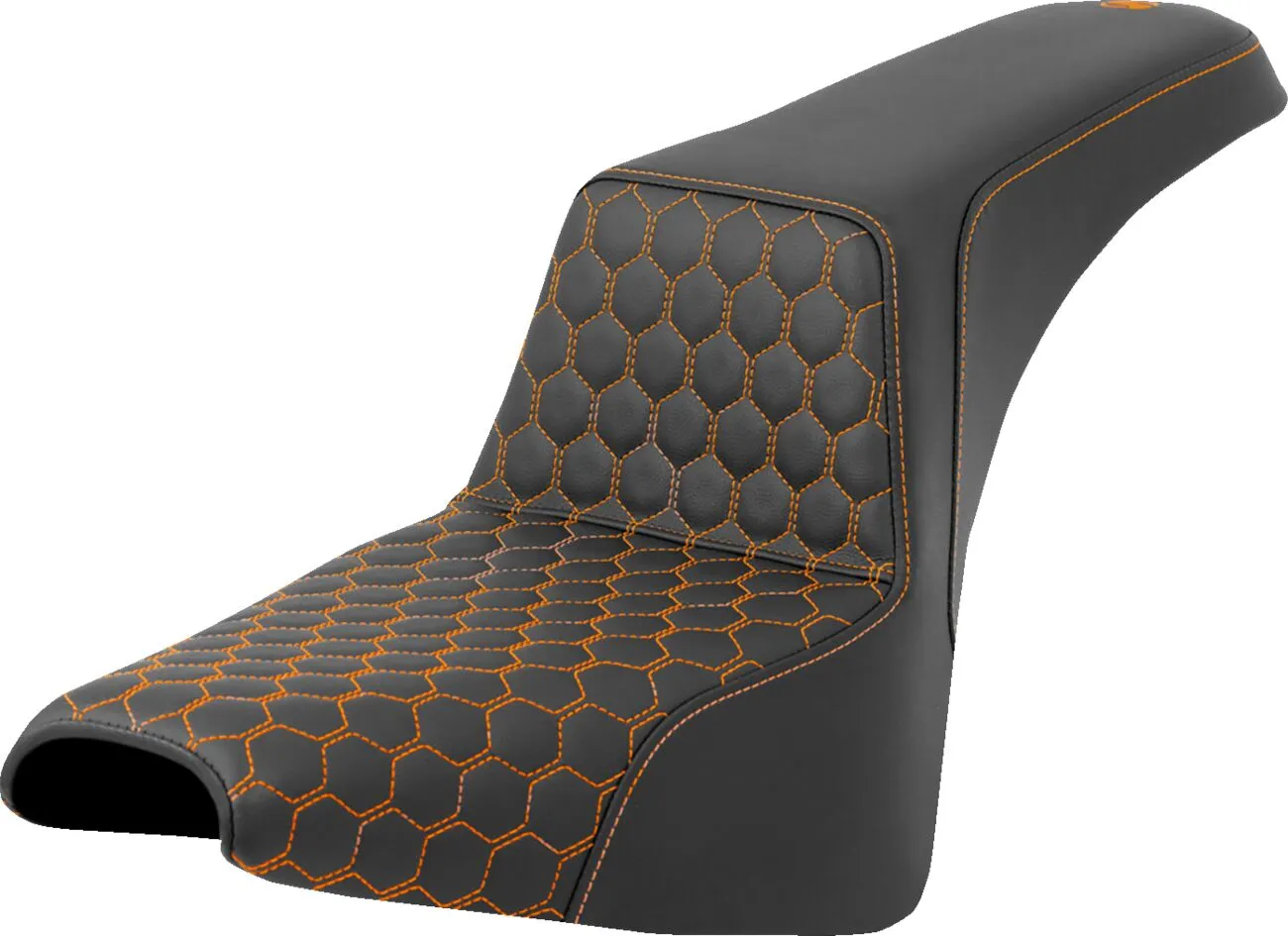 SADDLEMEN Honeycomb Step-Up Seat Harley Davidson FXBB / FXBBS / FXST 1750-1868cc 18-25