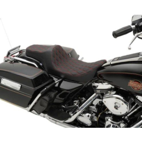 DRAG SPECIALTIES Predator III Sėdynė Harley Davidson FLHR / FLHRC / FLHRCI / FLHRI / FLHRS / FLHRSE3 / FLHRSEI / FLHRSEI2 / FLHRSI / FLHX 1340-1690 97-07