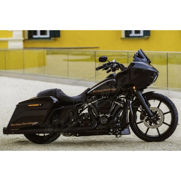 CULT WERK Šoninis skydelis Custom juodas Harley Davidson 1584-1923cc 2009-2025