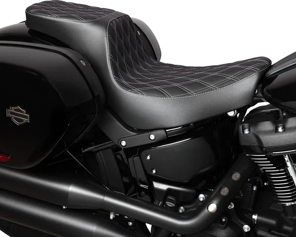 DRAG SPECIALTIES SEATS Predator 2-Up sėdynė Harley Davidson FLSB / FXLR / FXLRS / FXLRST 1750-1923cc 18-26