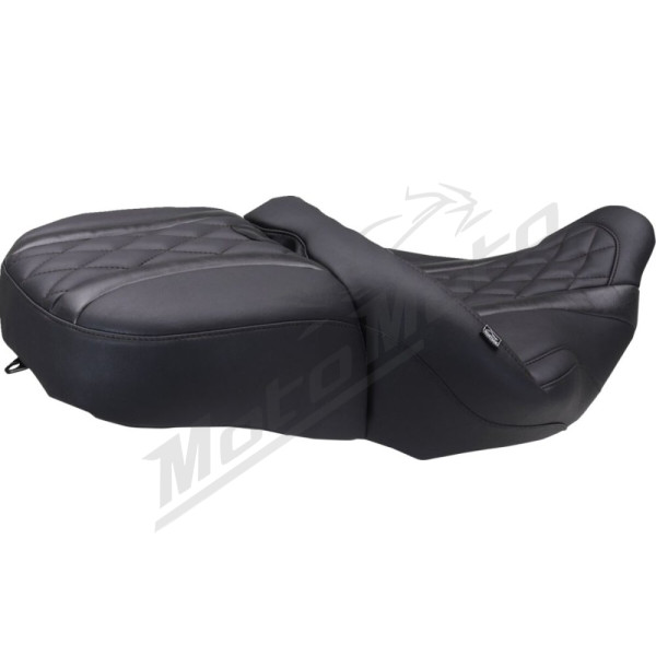 MUSTANG Deluxe Touring sėdynė Harley Davidson FLHX / FLHXL / FLHXSE / FLTRX / FLTRXSE / FLTRXSTSE 1923-1977 23-26
