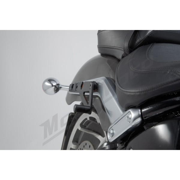 SW-MOTECH SLH oninės daiktadėžės laikiklis Dešinys Harley Davidson FLFB / FLFBS / FXBR / FXBRS / FXSB 1690-1923 17-24