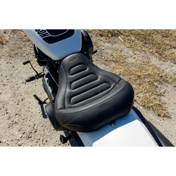MUSTANG MX Tour Solo Seat Harley-Davidson FXFB / FXFBS 1750–1868 cc 2018–2023