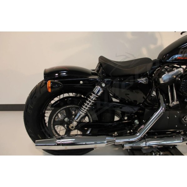 CULT WERK Galinis sparnas juodas Bobber Harley Davidson RH / XL 883-1250cc 2004-2024
