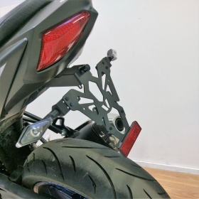 V PARTS Numerio ženklo laikiklis juodas Suzuki SV650X 17-24