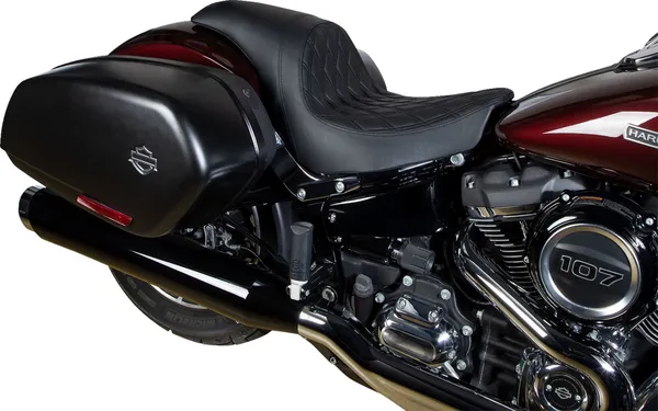 DRAG SPECIALTIES SEATS Predator Seat Harley Davidson FLSB / FXLR / FXLRS / FXLRST 1750-1923cc 18-26