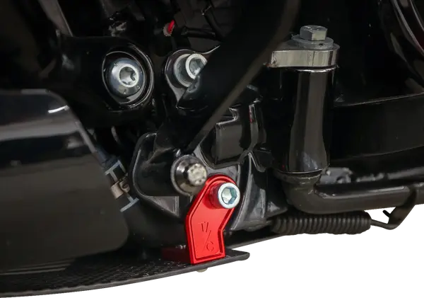THRASHIN SUPPLY CO. Skid Plate Red Harley Davidson FLHX / FLTRX 1923cc 24-25