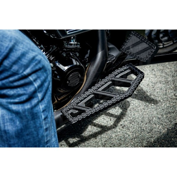 KURYAKYN Riot Brake Pedal Pad Harley Davidson FLD / FLHR / FLHRC / FLHT / FLHTC / FXRT 1340/1977 86-26