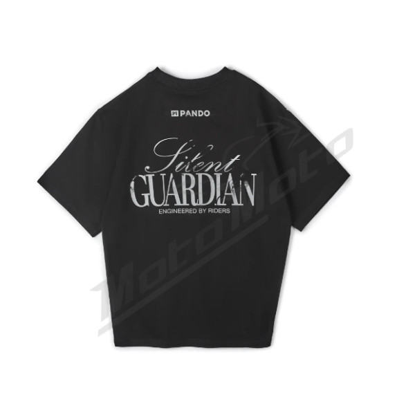 Pando Moto Luke Silent Guardian Oversized T-Shirt Unisex