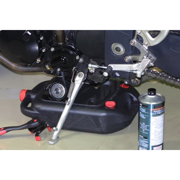 BIKESERVICE Alyvos išleidimo talpa 4l