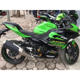 Variklio slideriai KAWASAKI NINJA 400cc 2017-2018 2vnt.