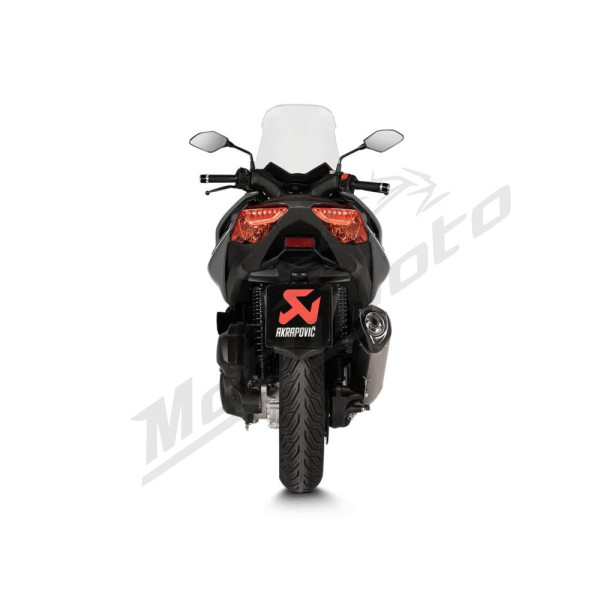 AKRAPOVIC Slip-On Line Muffler Stainless Steel / Carbon Fiber Yamaha XMAX 125 21-24