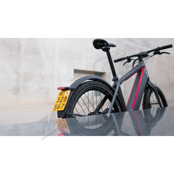 SUPERNOVA M99 Tail Light (45 km/h)