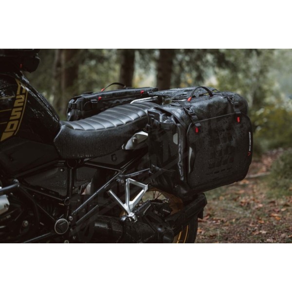 SW-MOTECH SysBag WP L with Adapter Plate 27-40L