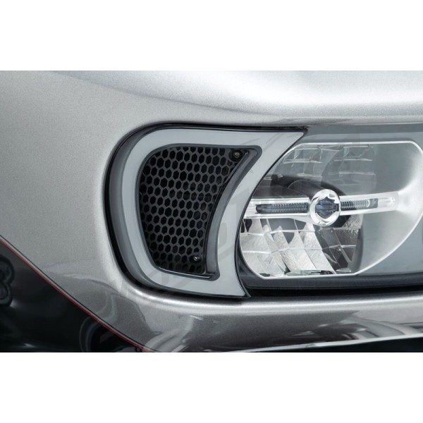 KURYAKYN Headlight Vent Accents With LED Lights Harley Davidson FLHTK / FLTRK / FLTRXSE / FLTRXST / FLTRXSTSE 1690/1977 15-24