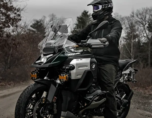 DENALI Upper Driving Light Mount BMW R 1300cc 25-26
