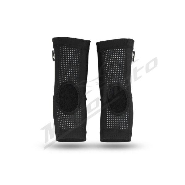 UFO Youth M33 Knee Pads