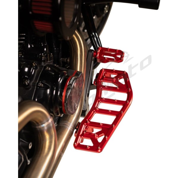 THRASHIN SUPPLY CO. Vairuotojo pakojai ​​​​​​​Harley Davidson FL / FLH / FLHC / FLHFB 1200-1977cc 72-25