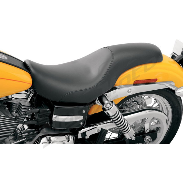 SADDLEMEN Profiler Seat Black Harley Davidson FLD / FXD / FXDC / FXDL / FXDWG 1450-1800 06-17