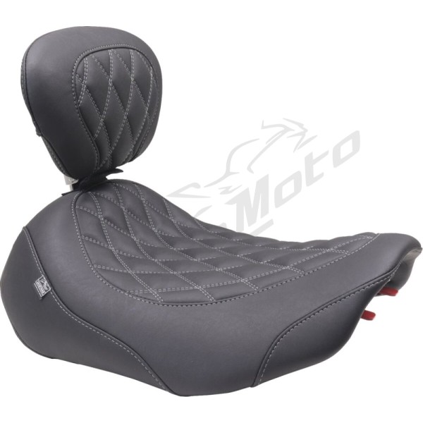 MUSTANG Wide Tripper™ Solo Seat Harley Davidson FLHX / FLHXSE / FLTRX / FLTRXSE / FLTRXSTSE 1923–1977cc 23–25