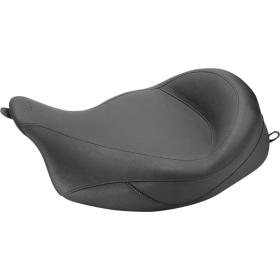 MUSTANG Super Wide Solo Vinyl Seat Harley Davidson FLH / FLHR / FLHTK / FLHX / FLHXS / FLTR / FLTRK / FLTRU / FLTRX 1584–1923cc ABS 08–25