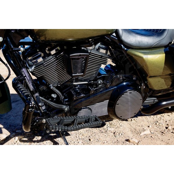 KURYAKYN Finned Primary Accent Black Harley Davidson FLHR / FLHTK / FLTRX / FLTRXSE / FLRT 1750/1923 17-20
