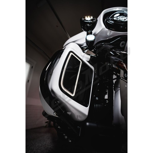 CUSTOM DYNAMICS ProBeam® LED priekinis žibintas Harley Davidson FLHR / FLHRC 1450-1923cc 05-24