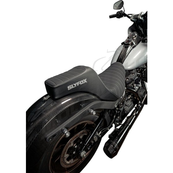 SLYFOX High Noon Seat HARLEY DAVIDSON FXLRS 1750-1923 18-24