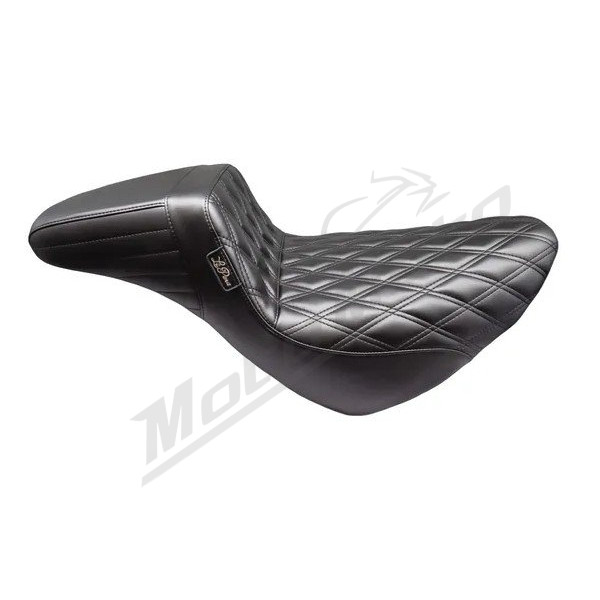 LE PERA Tailwhip Seat Harley Davidson FLSB / FXLR / FXLRS / FXLRST / FXRST 1750-1923 18-24