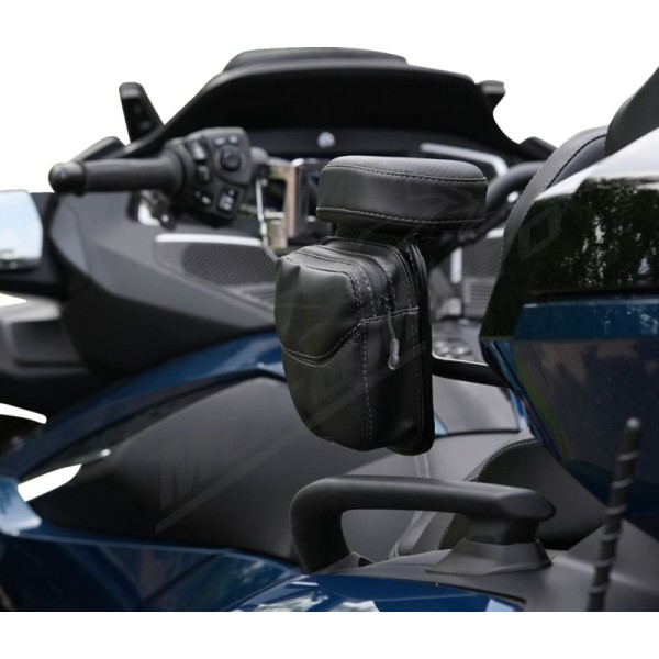 SHOW CHROME Platinum Armrest CAN AM SPYDER 1330 20-23