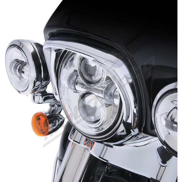 CIRO Fang® Headlight Bezels HARLEY DAVIDSON FLHT / FLHTCU / FLHTCUTG / FLHTCUTGSE / FLHTK / FLHTKL / FLHTKSE / FLHX / FLHXS / FLHXSE / FLHXST 1690-1923 06-25