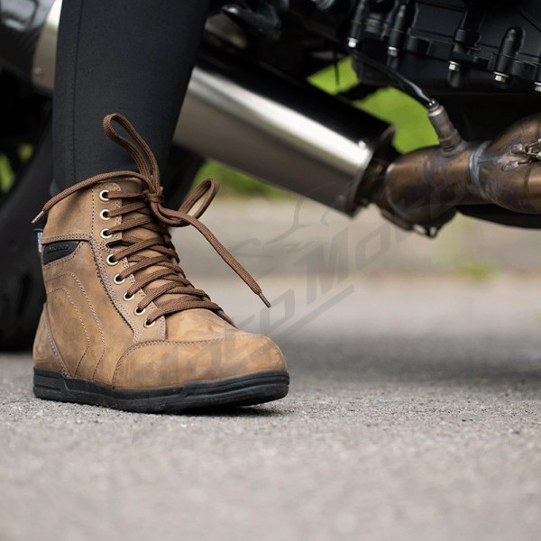 Oxford Kickback Women Boots