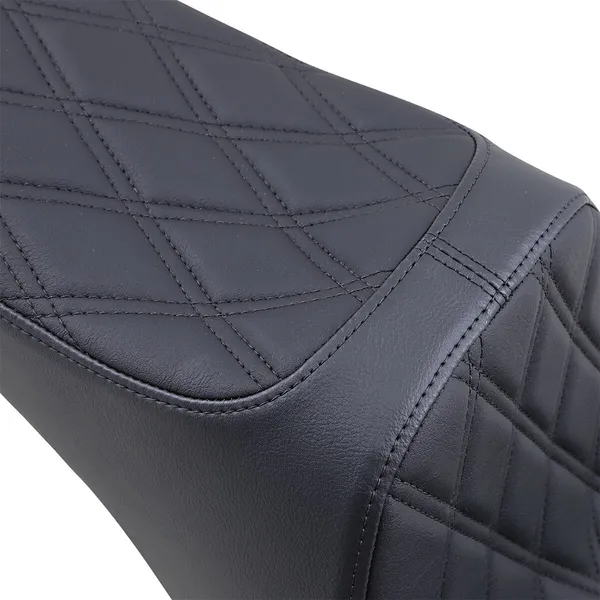 DRAG SPECIALTIES SEATS Predator III Seat Harley Davidson FLSTF / FLSTFB / FLSTFBS / FLSTSB 1450-1800cc 06-17