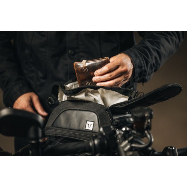 SW-MOTECH Legend Gear Magnetic Tank Bag LT3