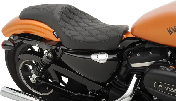 DRAG SPECIALTIES SEATS Predator III sėdynė Harley Davidson XL / XR 883-1200cc 10-22