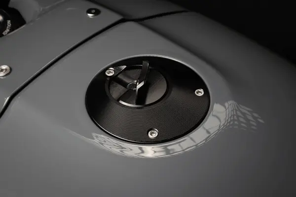 GILLES VER.2 Fuel tank cap black Aprilia RS / RSV4 457-1100 21-25