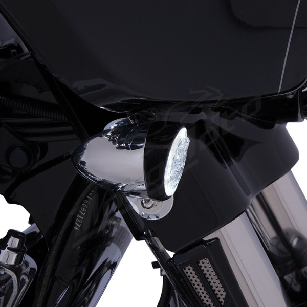 CIRO Fang® Signal Light Inserts HARLEY DAVIDSON FLD / FLHR / FLHRC / FLHT / FLHTC / FLHTCU / FLHTCUTG / FLHX / FLS / XL 883-1923 00-25