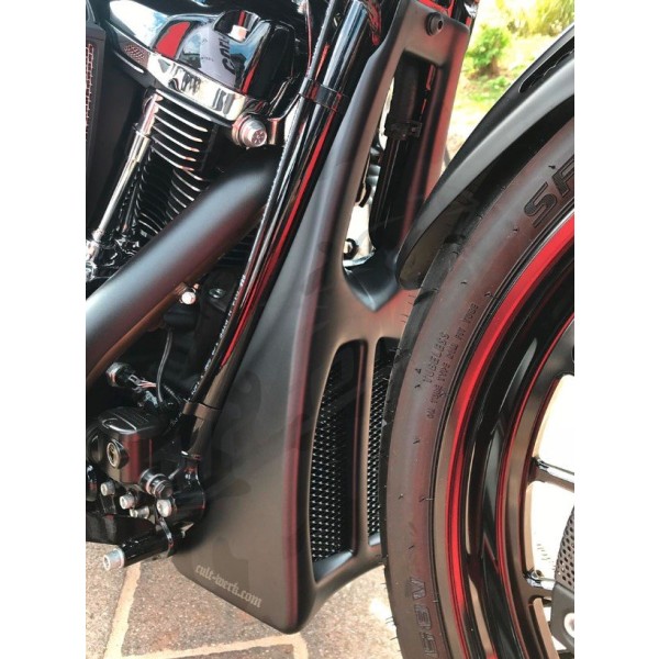 CULT WERK priekinė apdaila Custom juoda Harley Davidson 1690-1977cc 2015-2024