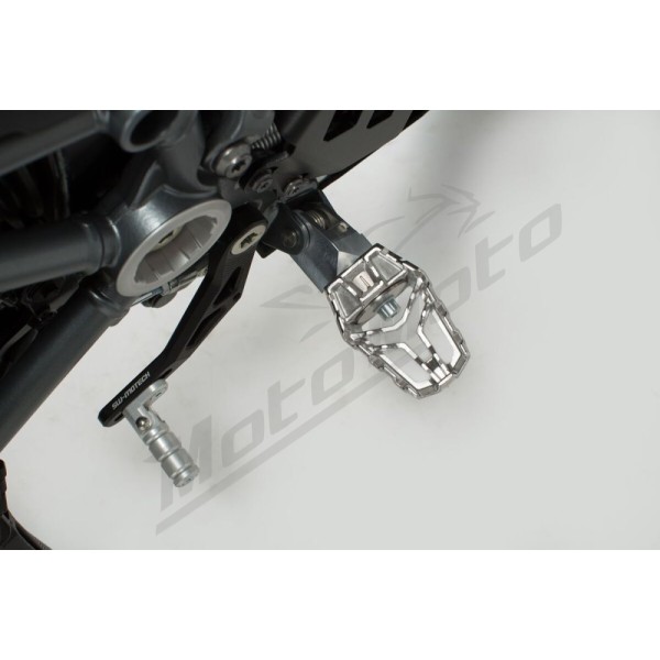 SW-MOTECH Evolution Footrest Yamaha MT-09 21-22