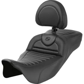 SADDLEMEN Roadsofa Tuck-n-Roll sėdynė su atlošu anglies pluošto prailginta Harley Davidson FLH / FLHRC / FLHTKL / FLTRK / FLTRXS 1584-1923 08-23